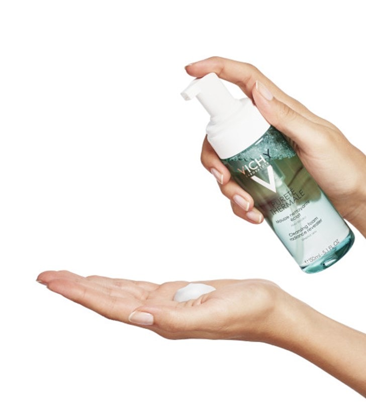 PURETÉ THERMALE ESPUMA DE LIMPEZA ILUMINADORA